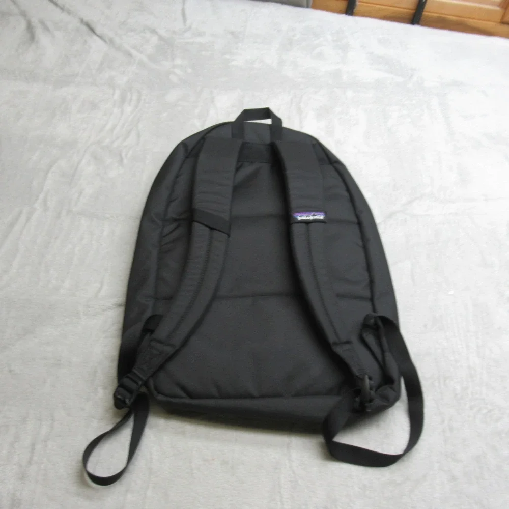 Patagonia Arbor Day Pack 20L One Size Black Water Resistant Adjustable Hike LOGO